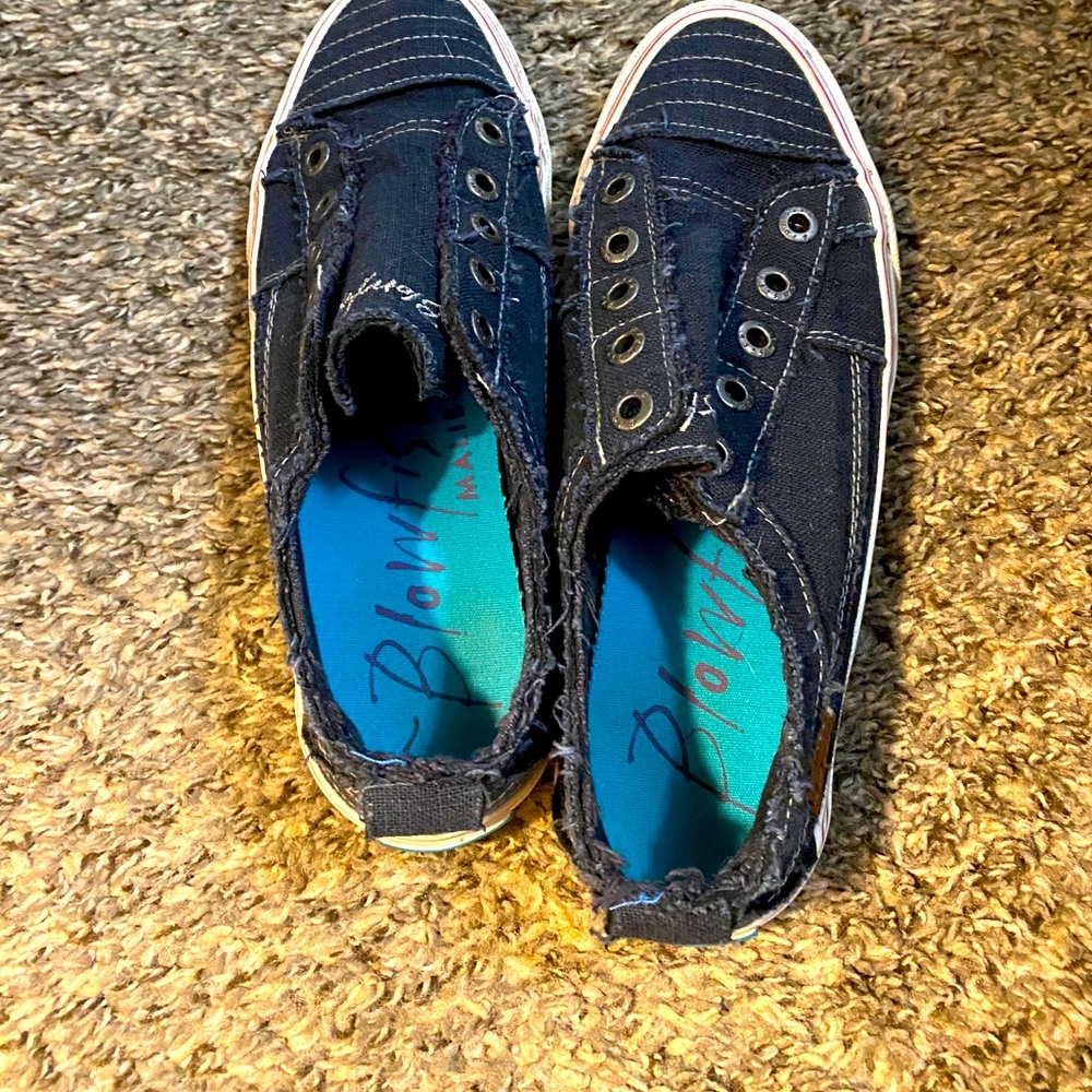 Women’s Blowfish slip on shoes